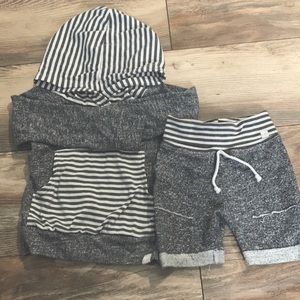 Lulu and Roo shorts and top set. 18-24 months shorts and 3T hoodie.